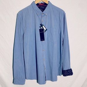 Denim & Flower | Blue with Floral Accent Button Down Shirt - XL